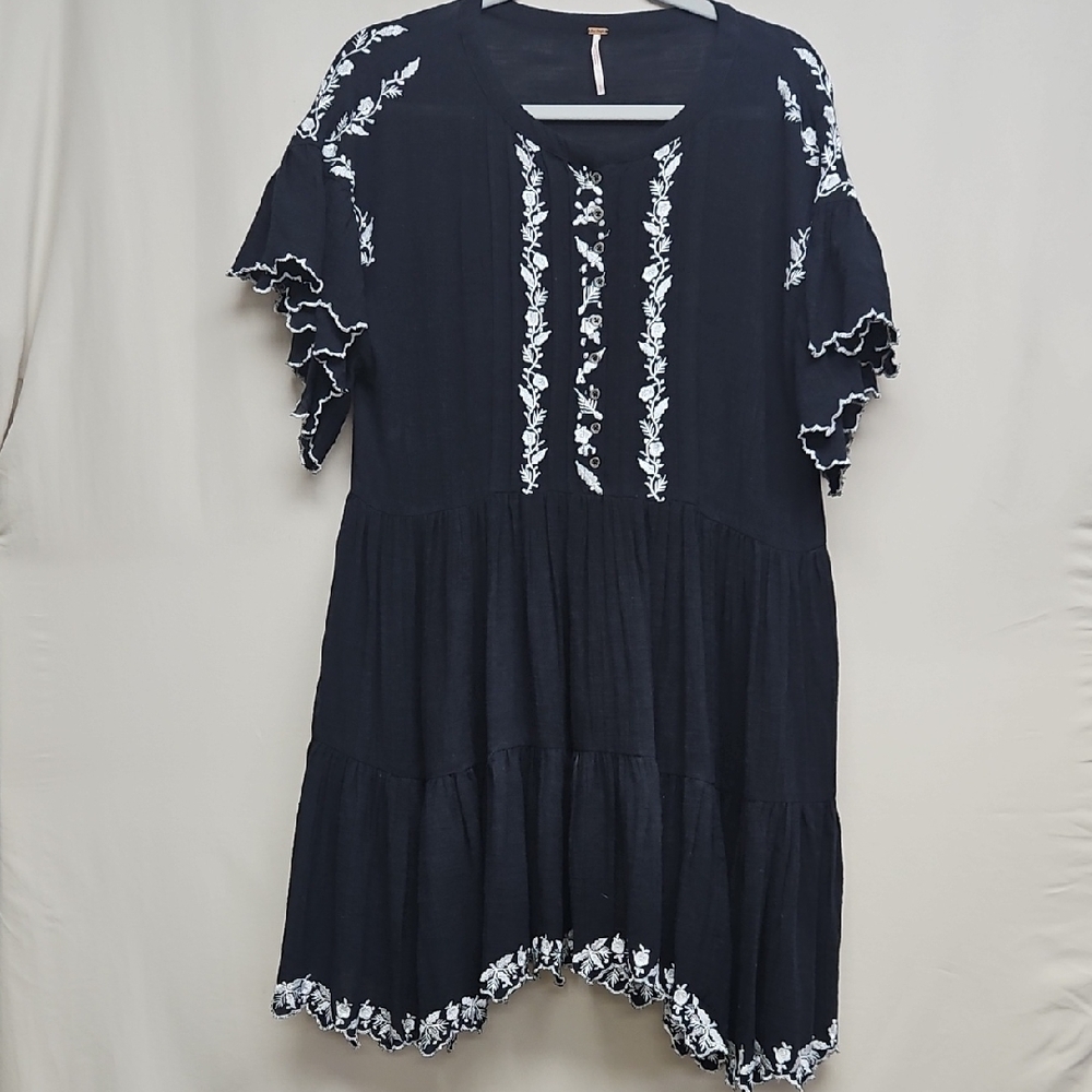 Free People Black Embroidered Tiered Dress Small Boho Cottagecore Mini